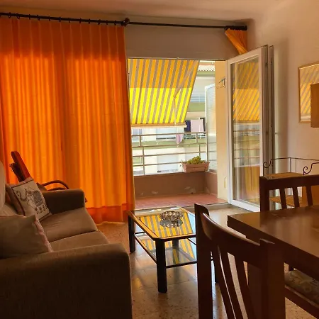Apartamento L'Estartit Apartment *