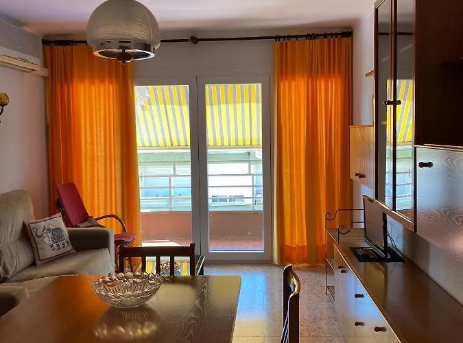 アパート Apartamento L'Estartit *